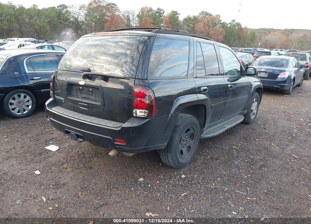 2008 CHEVROLET TRAILBLAZER LT VIN: 1GNDS13S182164105