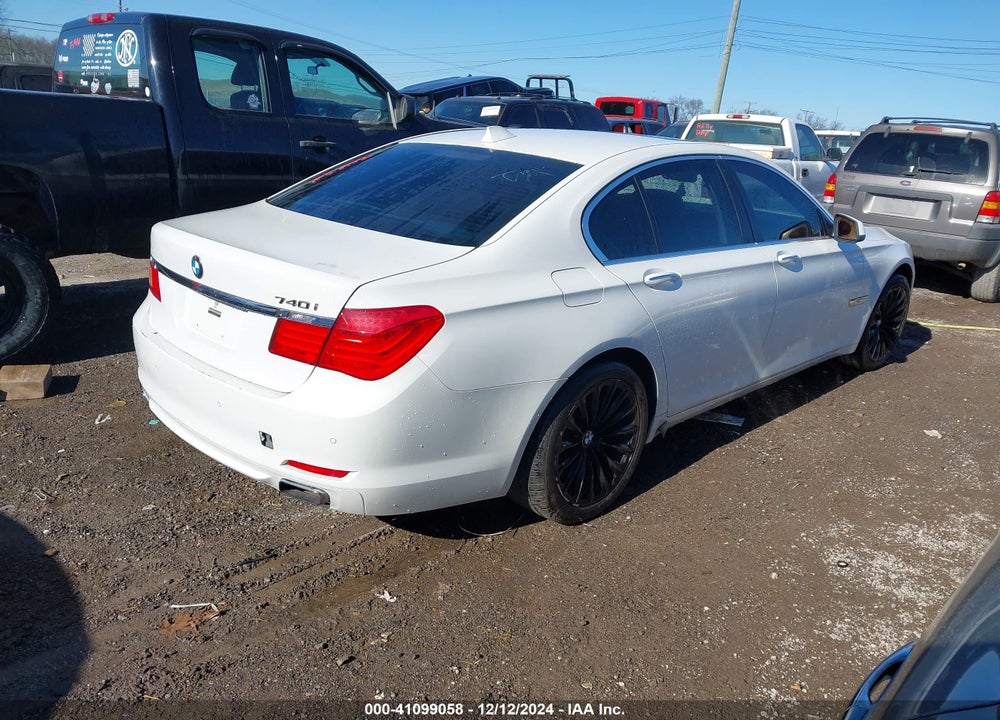 2011 BMW 740I VIN: WBAKA4C54BC392113