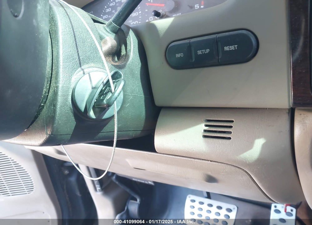 2004 FORD F-250 VIN: 1FTNW21P14EB77709