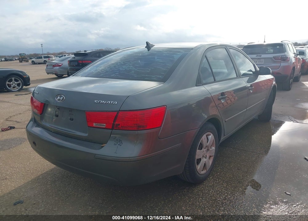 2010 HYUNDAI SONATA VIN: 5NPET4AC9AH632481