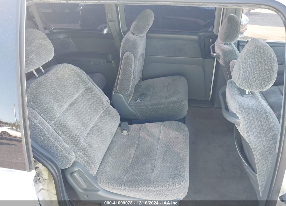 2000 HONDA ODYSSEY LX VIN: 2HKRL1854YH542155
