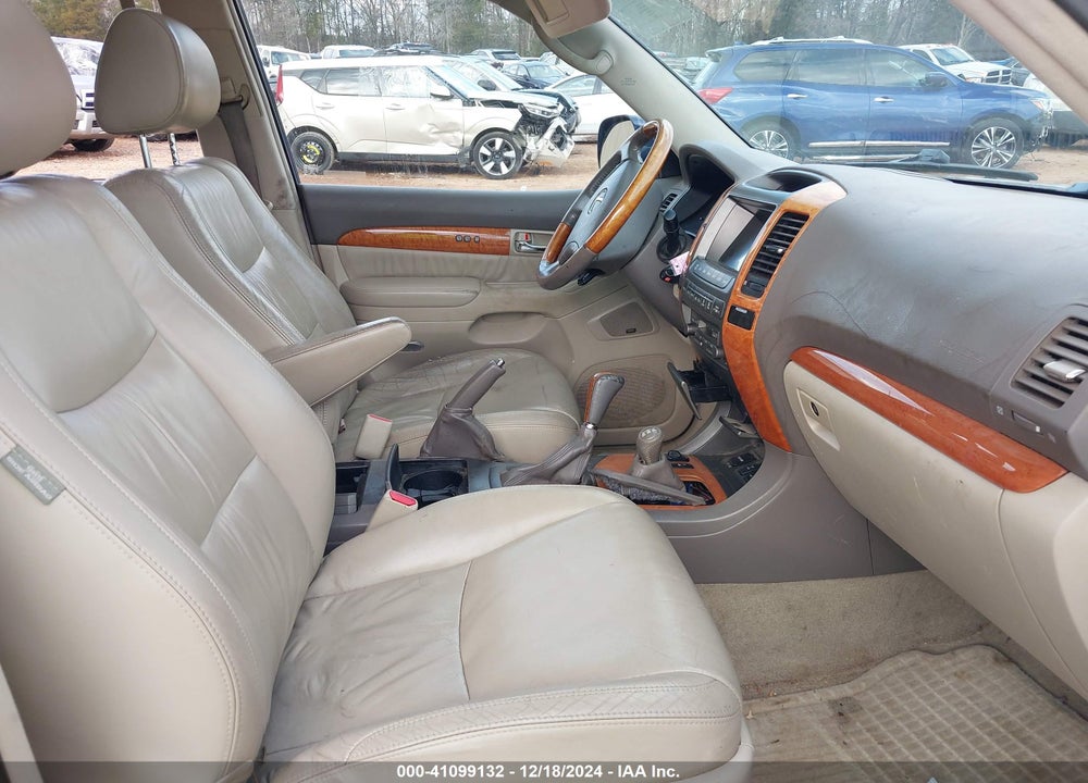 2005 LEXUS GX 470 VIN: JTJBT20XX50095504