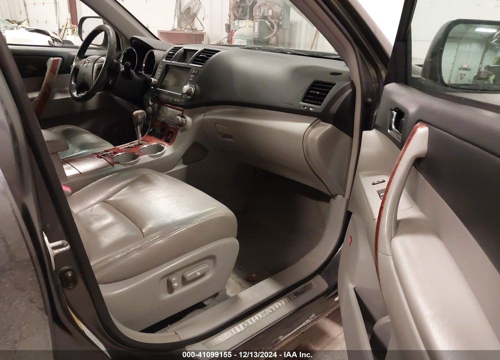 2008 TOYOTA HIGHLANDER LIMITED VIN: JTEES42A782081281