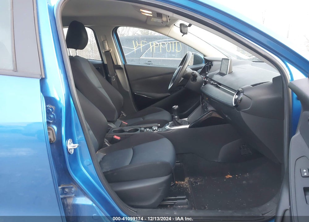 2016 SCION IA VIN: 3MYDLBZV6GY123239