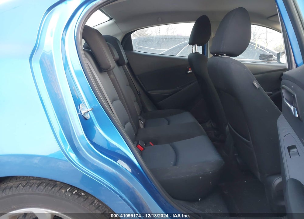 2016 SCION IA VIN: 3MYDLBZV6GY123239