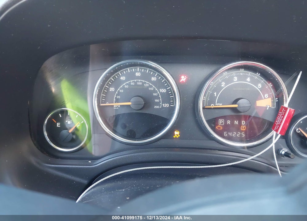 2014 JEEP COMPASS LATITUDE VIN: 1C4NJDEB0ED622098