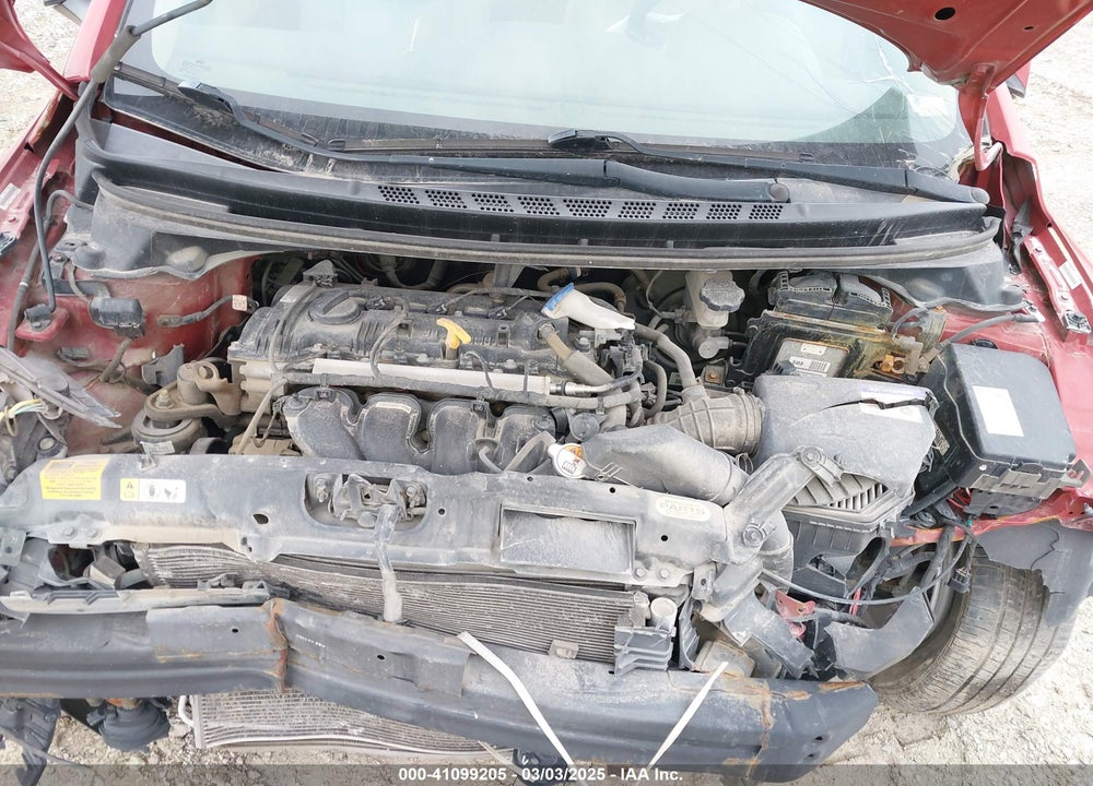 2013 HYUNDAI ELANTRA VIN: KMHDH4AE8DU538502