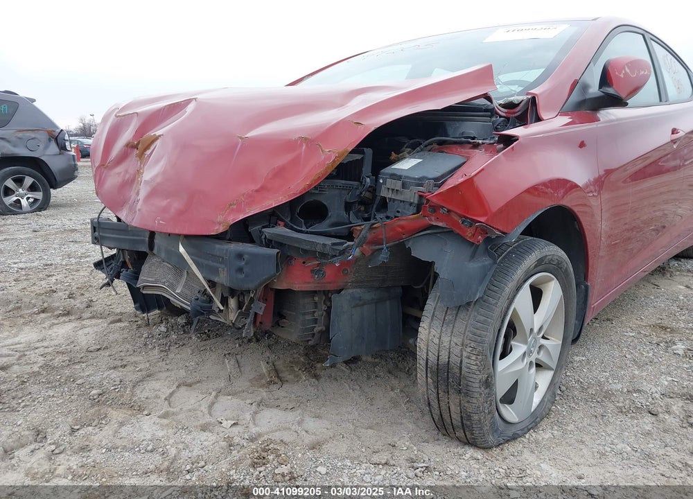 2013 HYUNDAI ELANTRA VIN: KMHDH4AE8DU538502