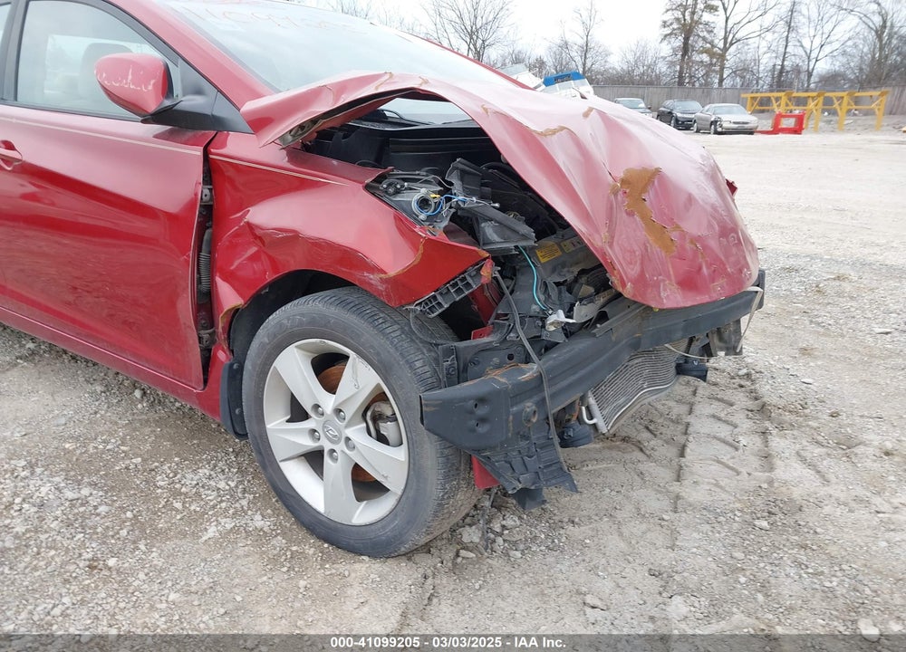 2013 HYUNDAI ELANTRA VIN: KMHDH4AE8DU538502