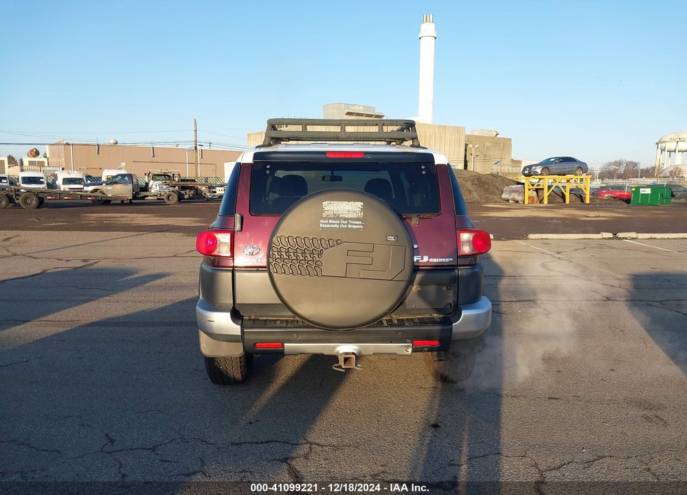 2007 TOYOTA FJ CRUISER VIN: JTEBU11FX70060069