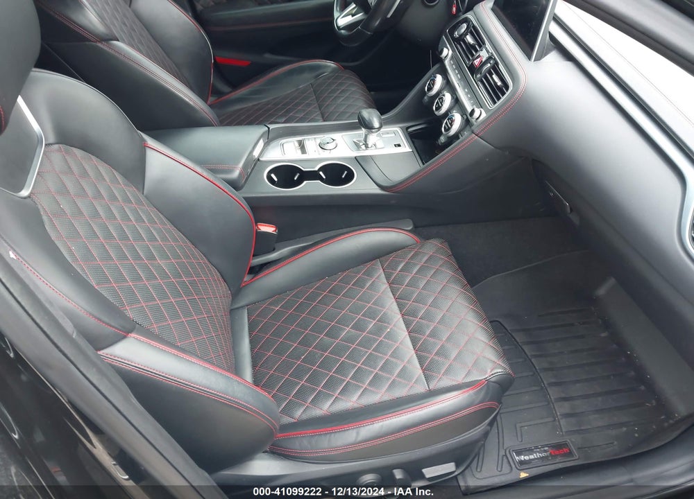 2019 GENESIS G70 3.3T ADVANCED VIN: KMTG34LE5KU017880
