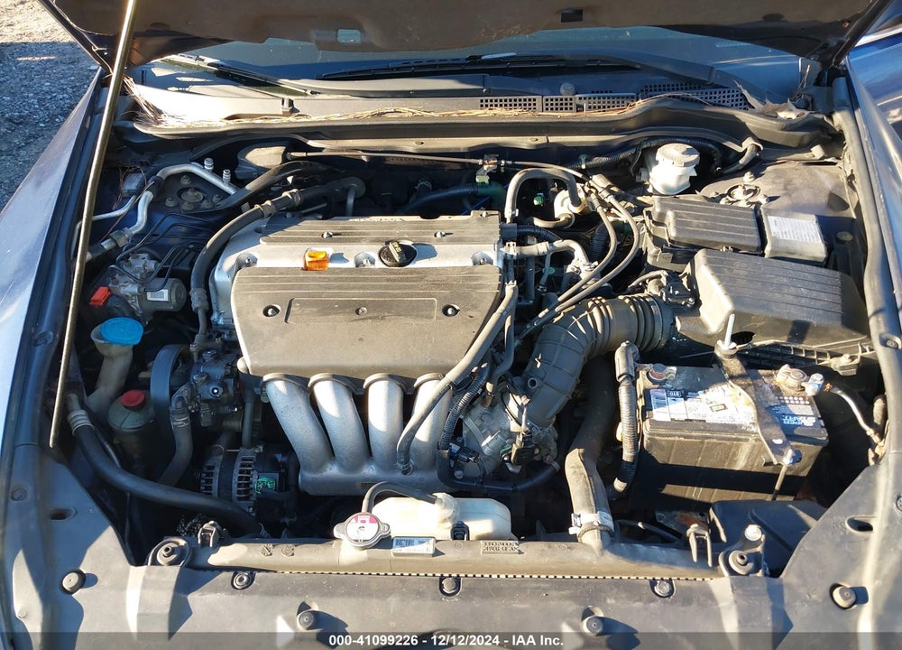 2004 HONDA ACCORD 2.4 LX VIN: 1HGCM56334A026223