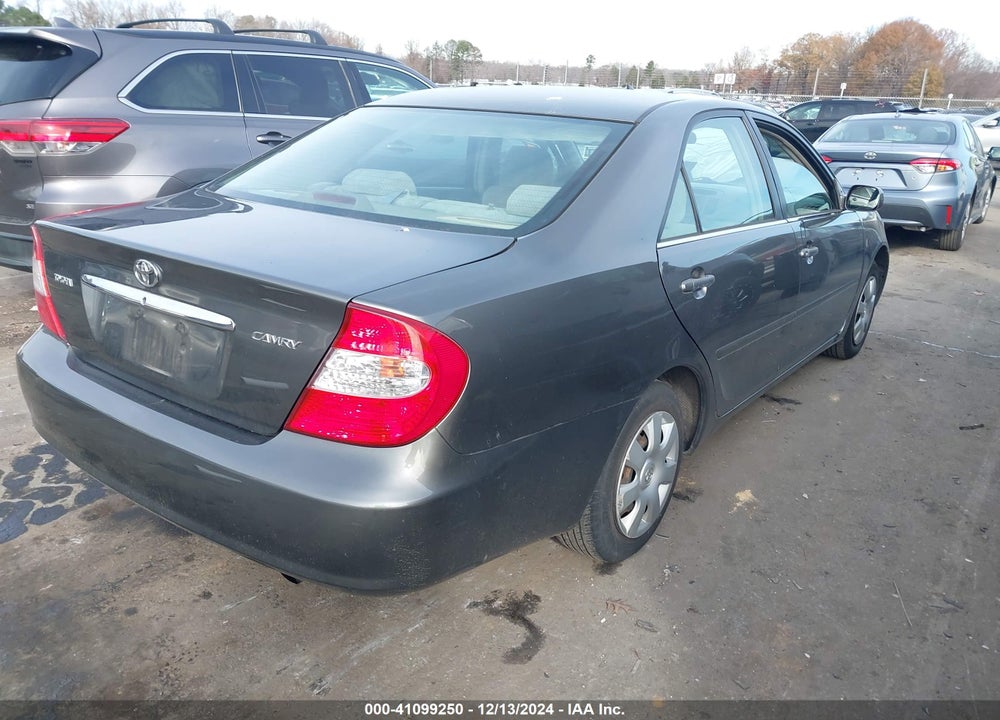 2003 TOYOTA CAMRY LE VIN: 4T1BE32K83U671189