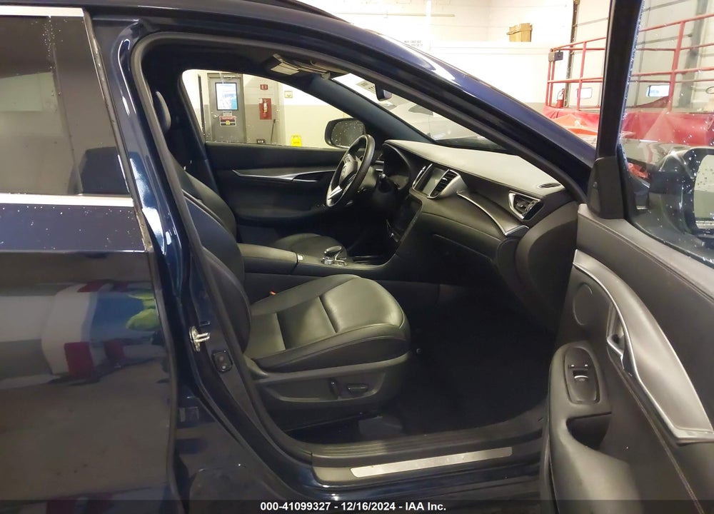 2022 INFINITI QX55 LUXE AWD VIN: 3PCAJ5J3XNF113700