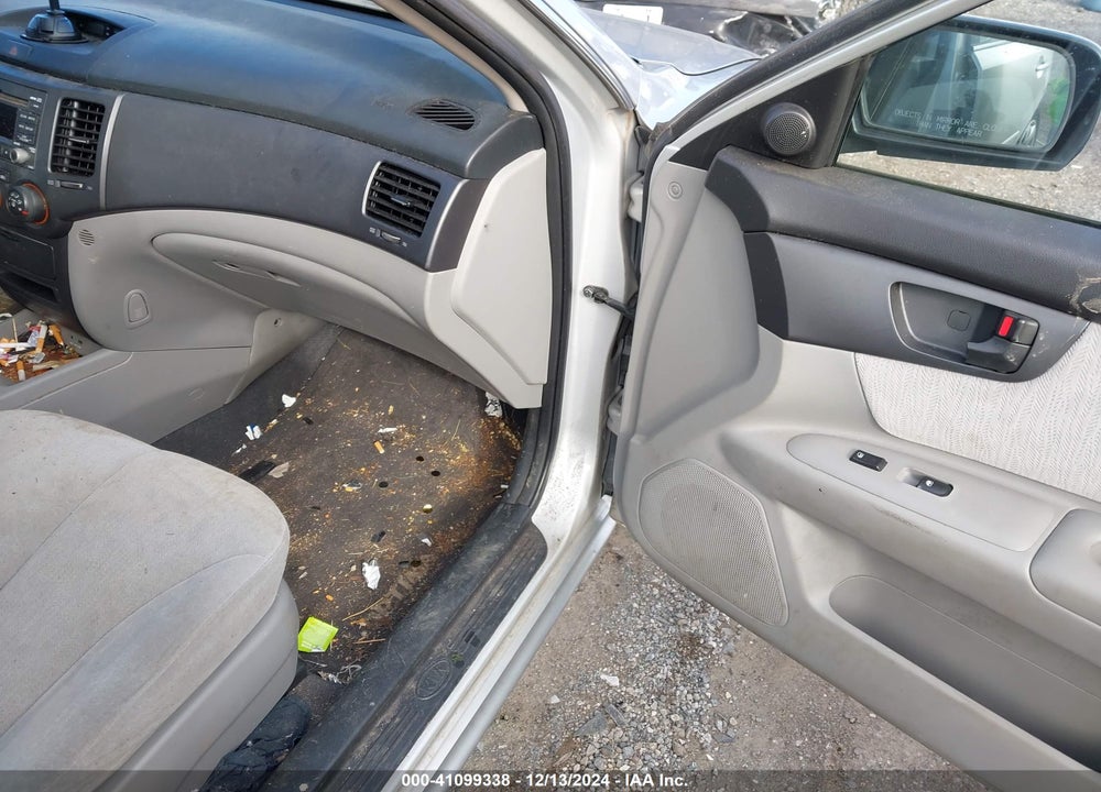 2009 KIA OPTIMA LX VIN: KNAGE228X95311060