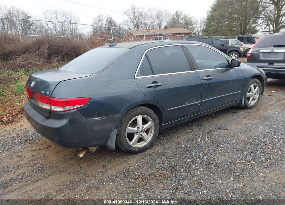 2004 HONDA ACCORD 2.4 EX VIN: 1HGCM56844A040210