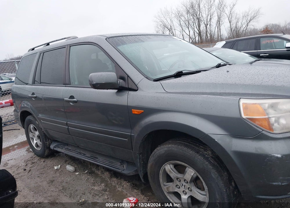 2008 HONDA PILOT EX-L VIN: 5FNYF18568B032245