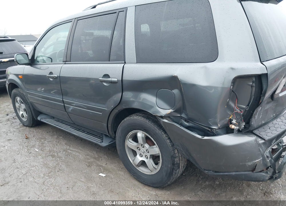 2008 HONDA PILOT EX-L VIN: 5FNYF18568B032245