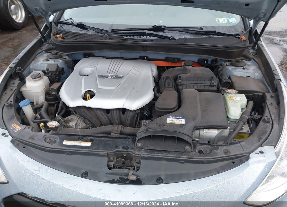 2013 HYUNDAI SONATA HYBRID VIN: KMHEC4A42DA086719