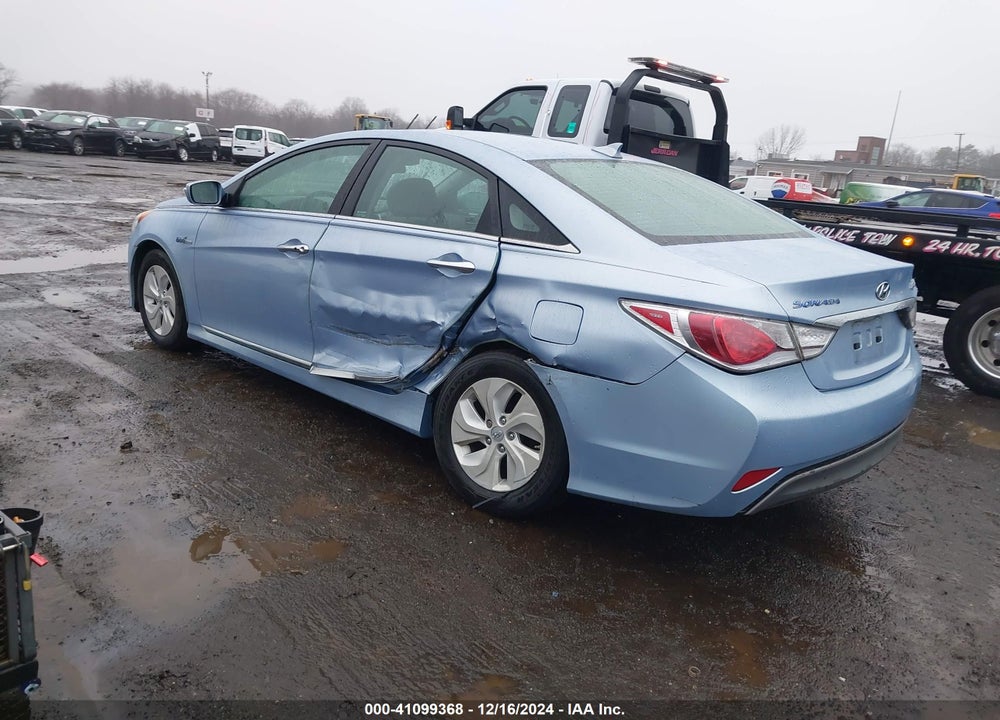 2013 HYUNDAI SONATA HYBRID VIN: KMHEC4A42DA086719