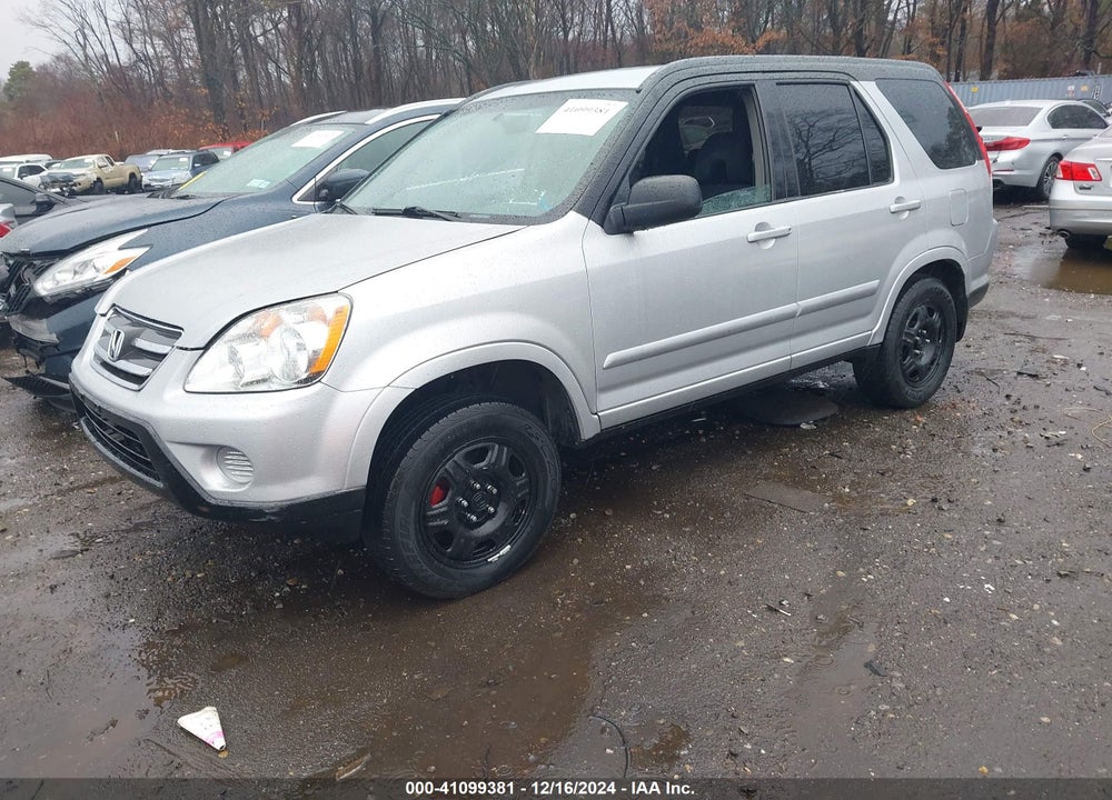 2005 HONDA CR-V LX VIN: SHSRD785X5U332596