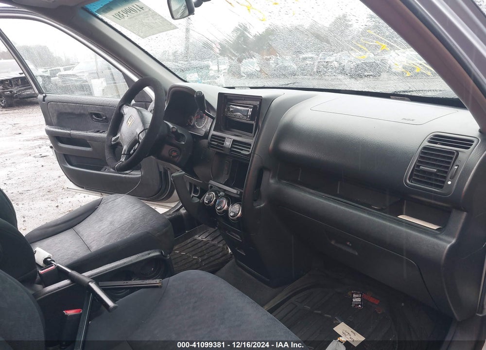 2005 HONDA CR-V LX VIN: SHSRD785X5U332596