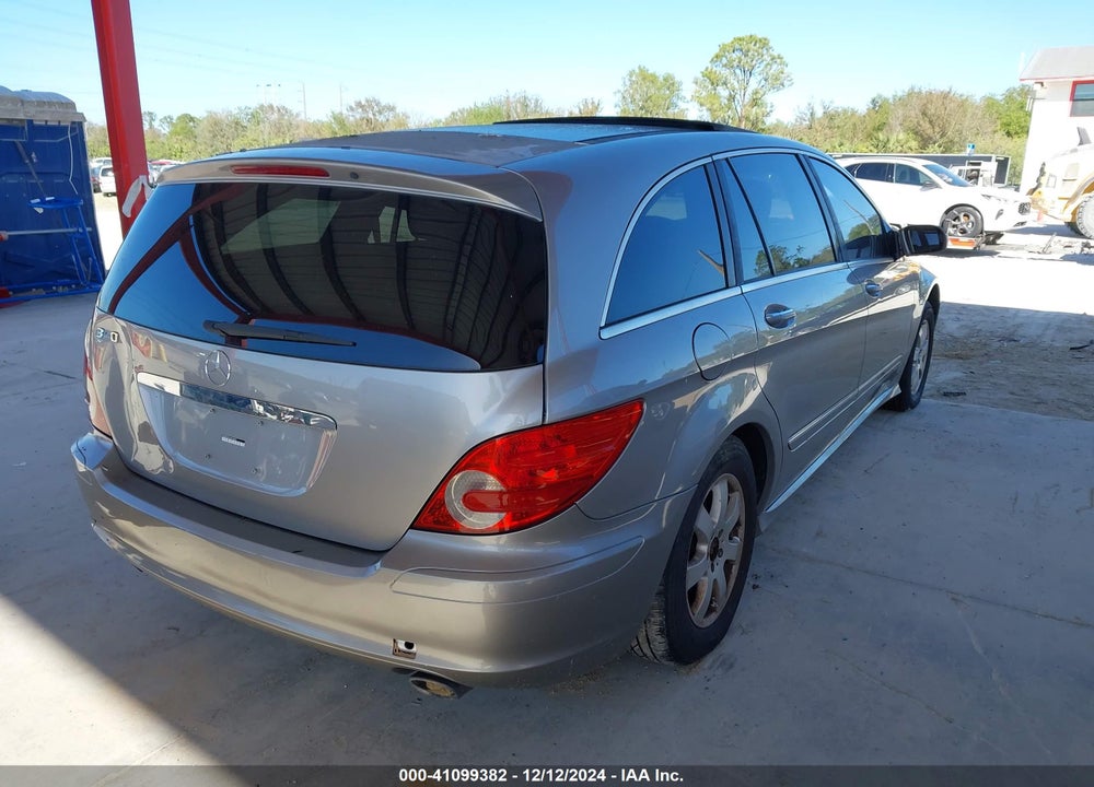 2006 MERCEDES-BENZ R 350 VIN: 4JGCB65E26A014057