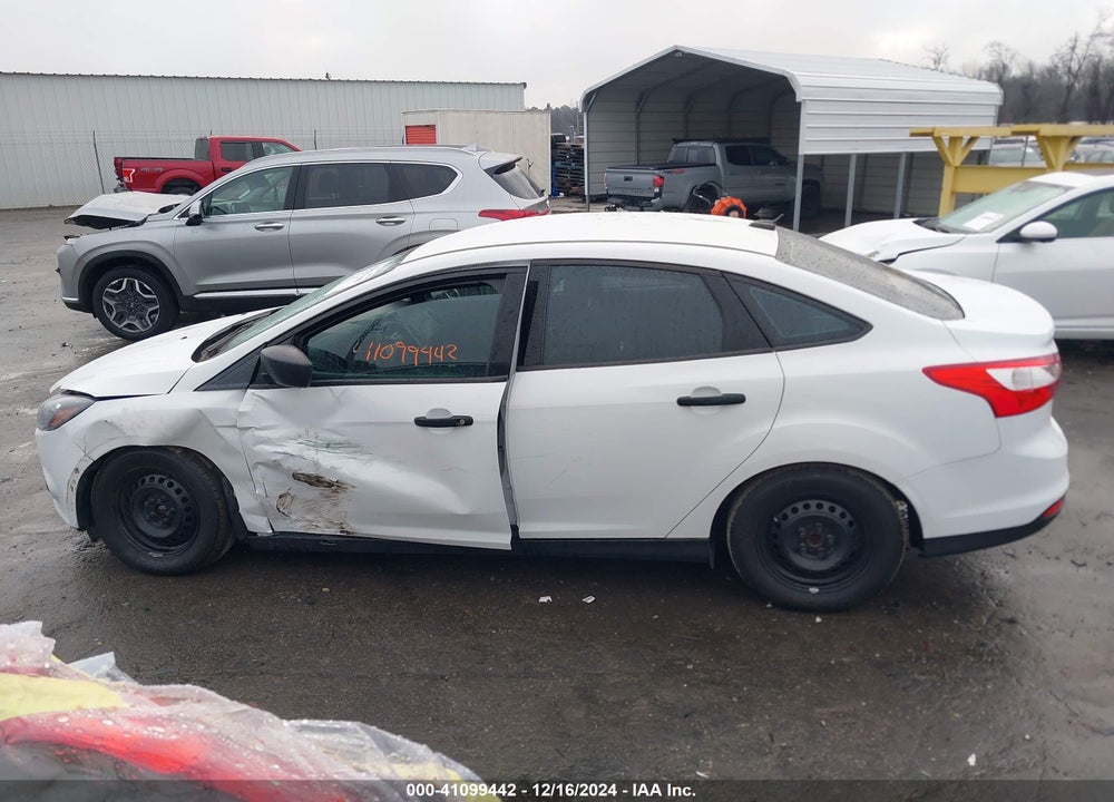 2012 FORD FOCUS VIN: 1FAHP3E22CL433824