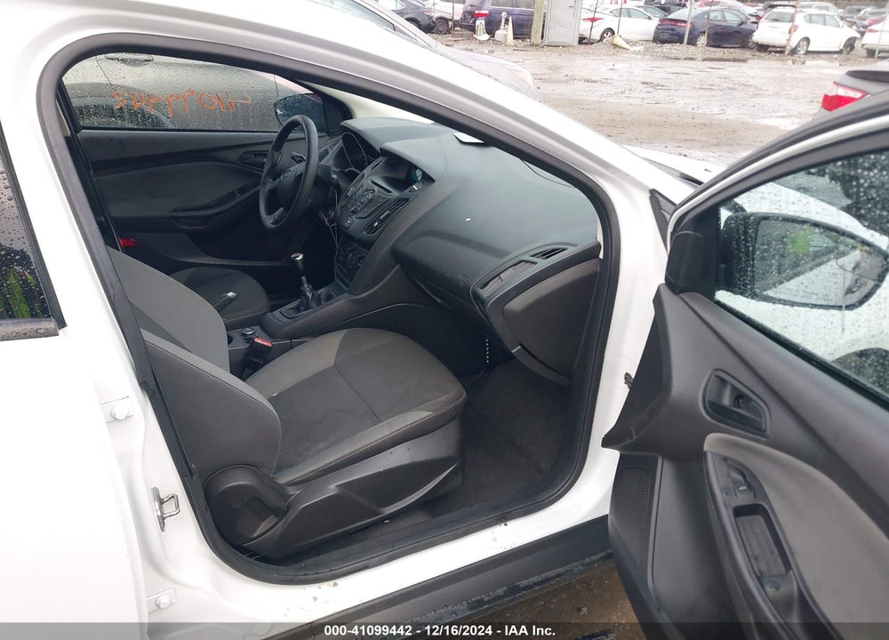 2012 FORD FOCUS VIN: 1FAHP3E22CL433824