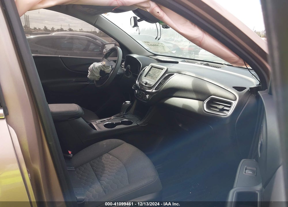 2019 CHEVROLET EQUINOX LT VIN: 2GNAXUEV0K6172896
