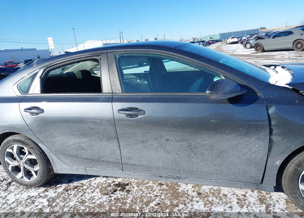 2019 KIA FORTE LXS VIN: 3KPF24AD6KE006991