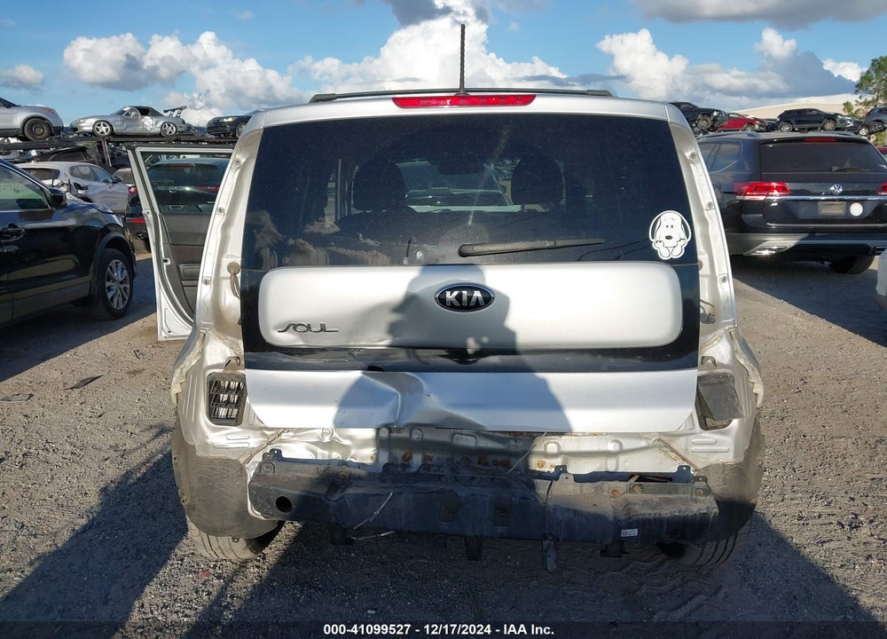 2015 KIA SOUL VIN: KNDJN2A29F7815976
