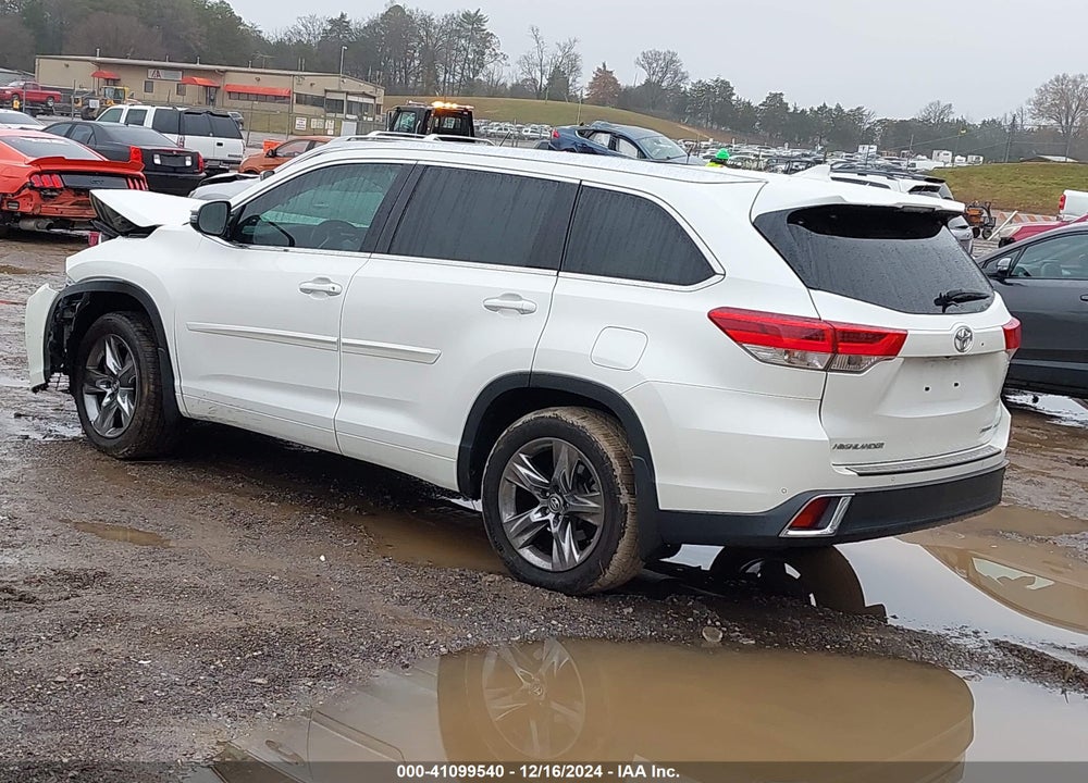 2018 TOYOTA HIGHLANDER LIMITED/PLATINUM VIN: 5TDDZRFH1JS489709
