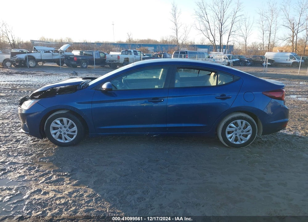 2019 HYUNDAI ELANTRA VIN: 5NPD74LF5KH496276