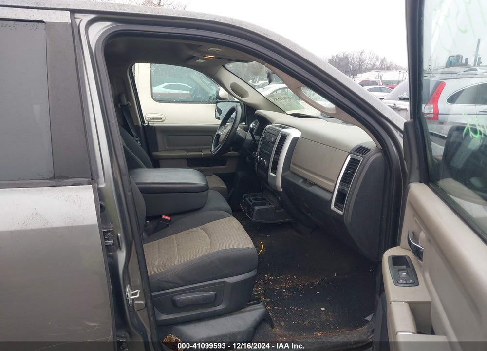 2011 DODGE RAM 1500 VIN: 1D7RV1GP4BS698384