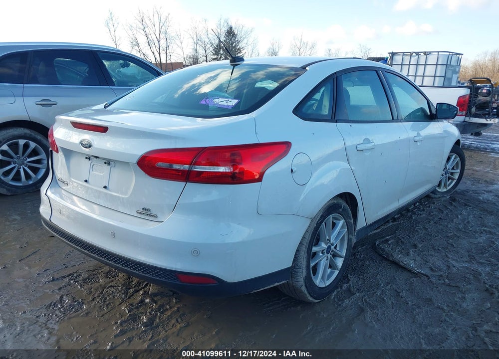 2016 FORD FOCUS SE VIN: 1FADP3F20GL244589