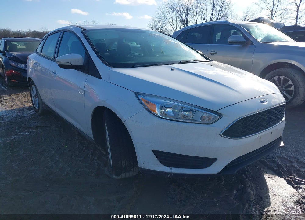 2016 FORD FOCUS SE VIN: 1FADP3F20GL244589