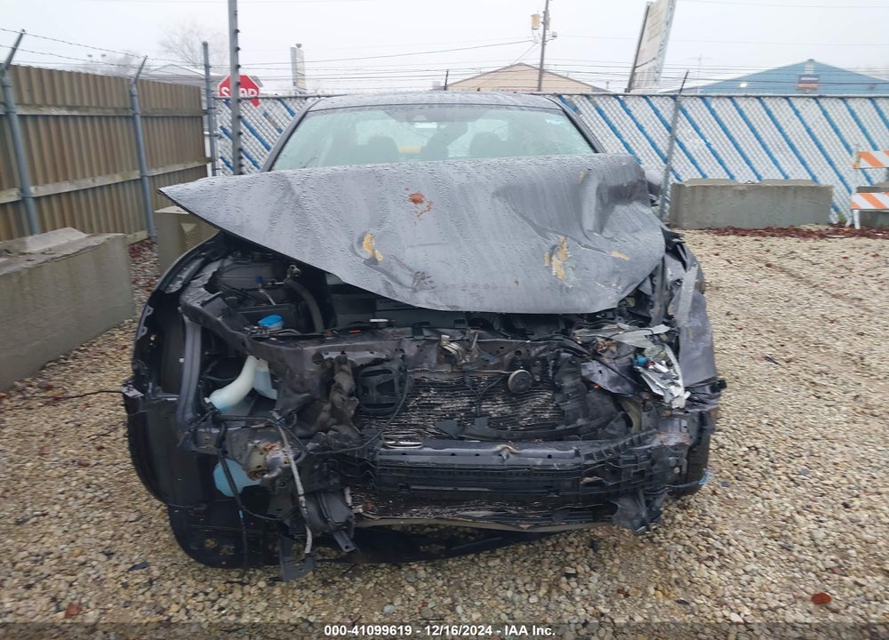 2015 HONDA ACCORD VIN: 1HGCR3F84FA001898