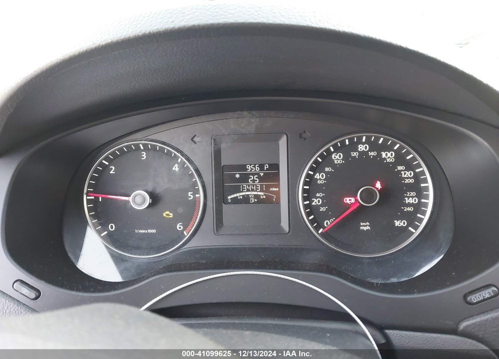 2012 VOLKSWAGEN JETTA 2.0L TDI VIN: 3VWLL7AJ2CM009947