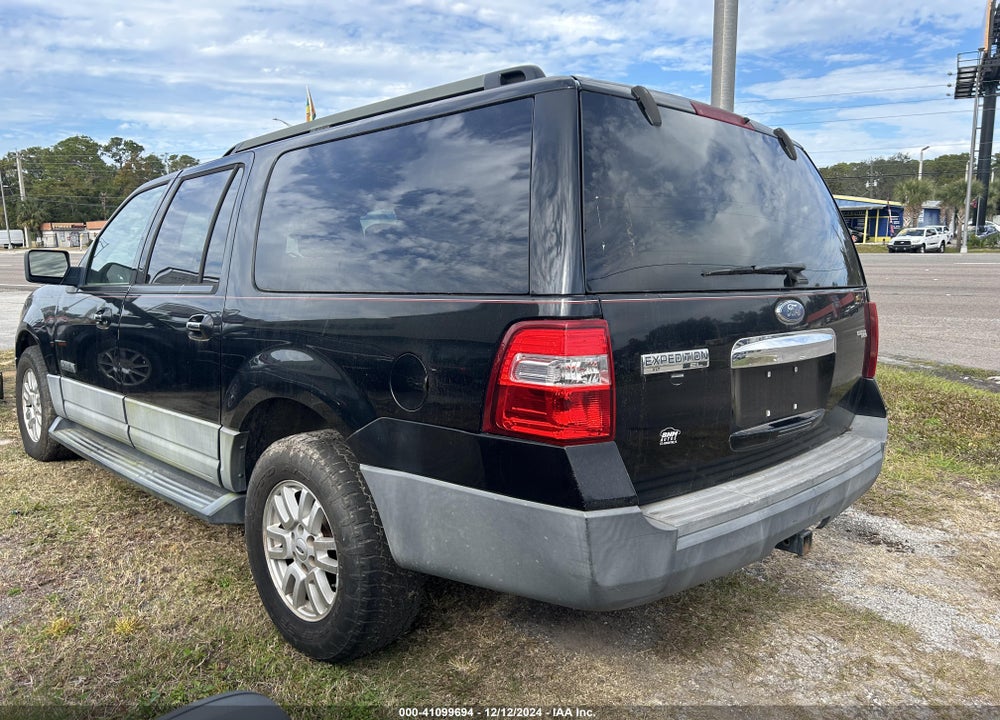2007 FORD EXPEDITION EL XLT VIN: 1FMFK15537LA27132