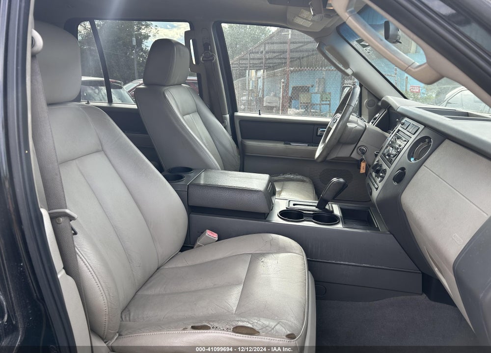 2007 FORD EXPEDITION EL XLT VIN: 1FMFK15537LA27132