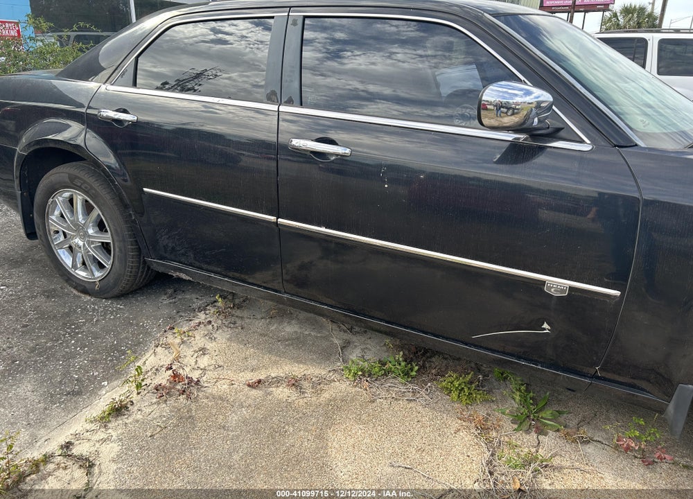 2010 CHRYSLER 300C AWD VIN: 2C3CK6CT4AH272259
