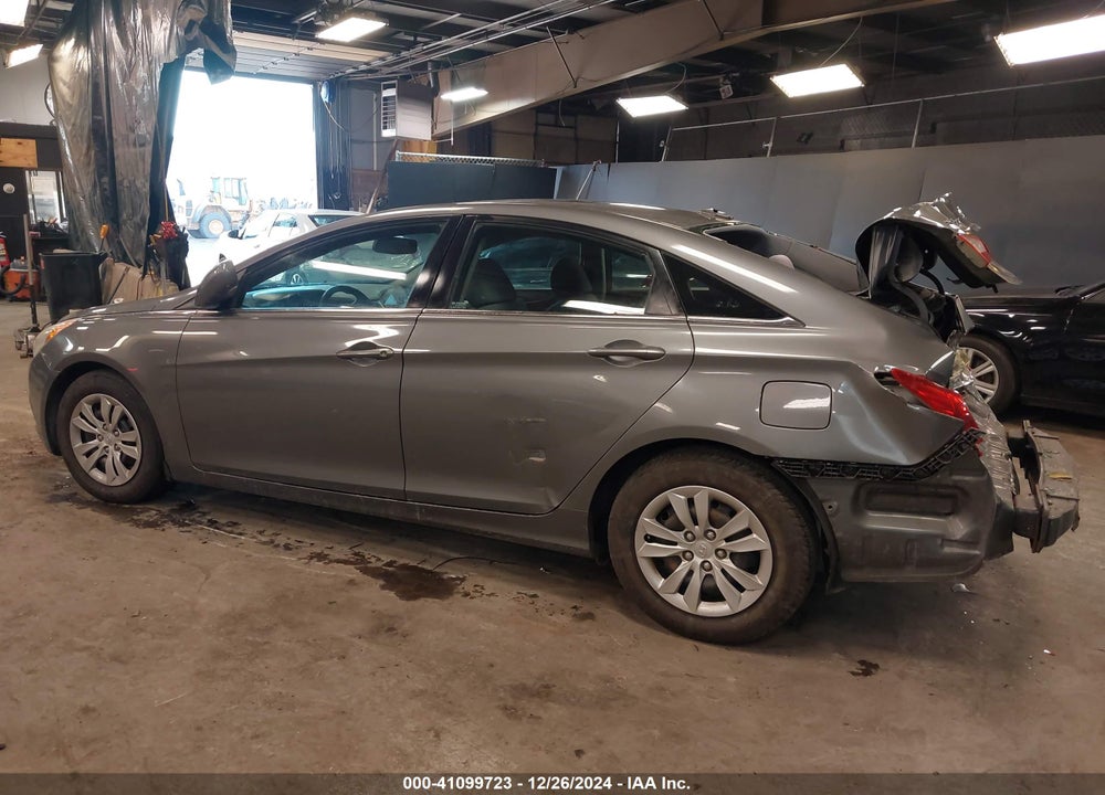 2013 HYUNDAI SONATA VIN: 5NPEB4AC2DH599797