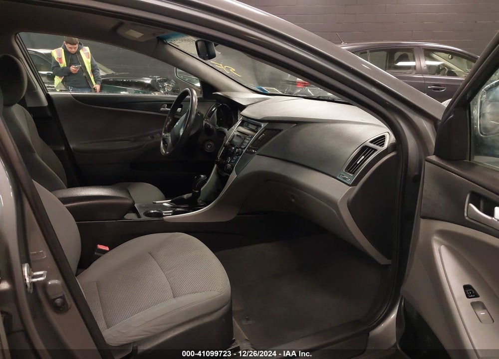 2013 HYUNDAI SONATA VIN: 5NPEB4AC2DH599797
