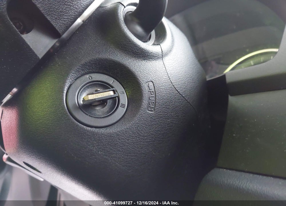 2010 HONDA CR-V LX VIN: 5J6RE4H34AL092433
