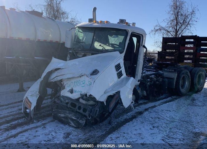 2022 MACK ANTHEM VIN: 1M1AN4GY9NM023897