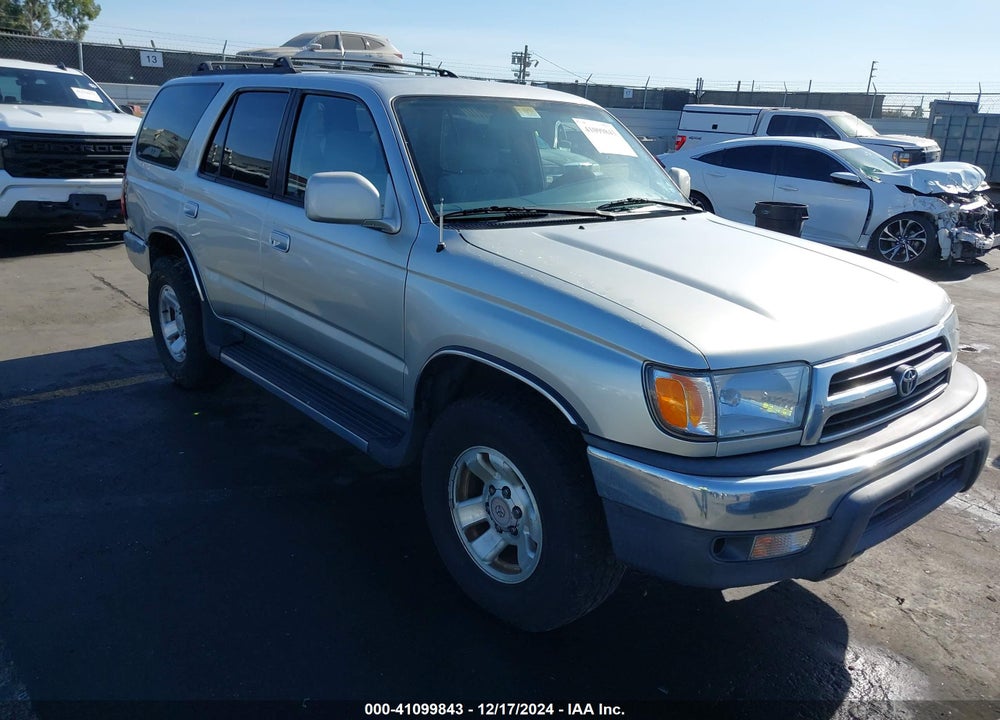 2000 TOYOTA 4RUNNER SR5 V6 VIN: JT3GN86R5Y0173341