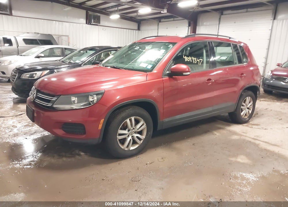 2015 VOLKSWAGEN TIGUAN S VIN: WVGAV7AX8FW095807
