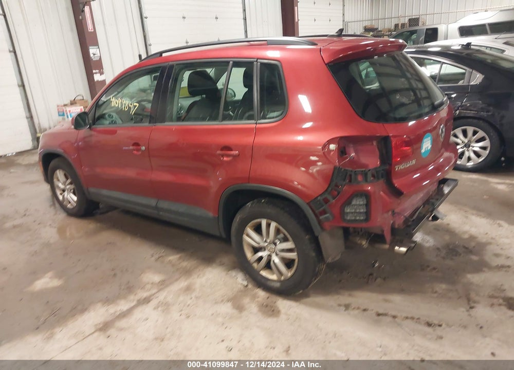 2015 VOLKSWAGEN TIGUAN S VIN: WVGAV7AX8FW095807