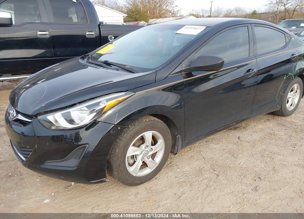 2014 HYUNDAI ELANTRA VIN: KMHDH4AE5EU084033